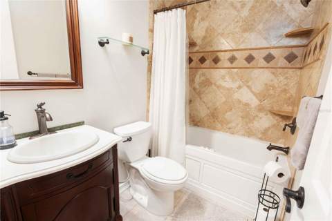 4311 County Breeze Drive, New Port Richey FL - photo 18 of 35