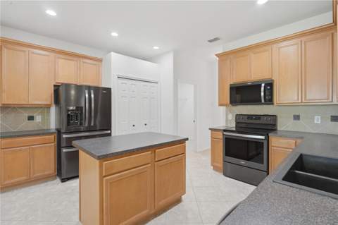 4203 Rock Hill Loop, Apopka FL - photo 12 of 39