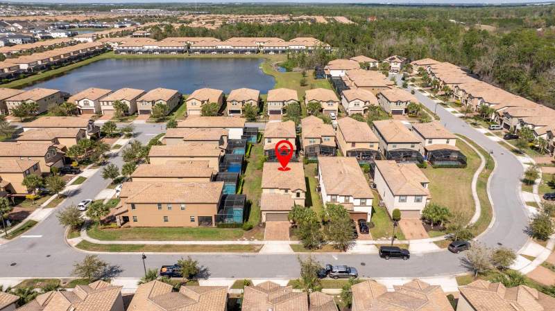 5 bedroom Single Family Residence at 8877 BENGAL COURT, WINDSOR AT WESTSIDE PH 2B, KISSIMMEE — photo 2