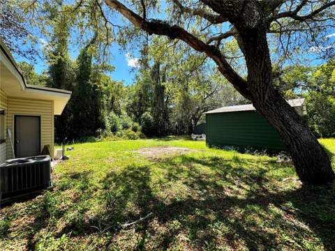 6013 Idle A While Circle, Dade City FL - photo 16 of 18