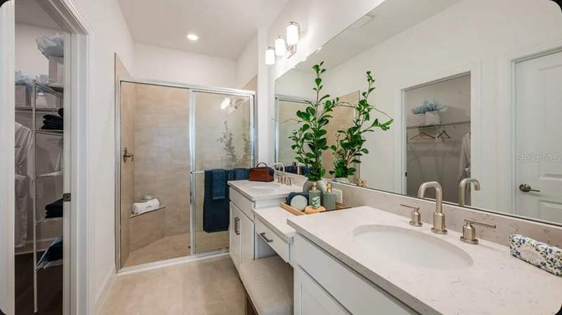 2 bedroom Villa at 11279 Silver Trumpet Loop, Esplanade At McKinnon Groves, Winter Garden — photo 4