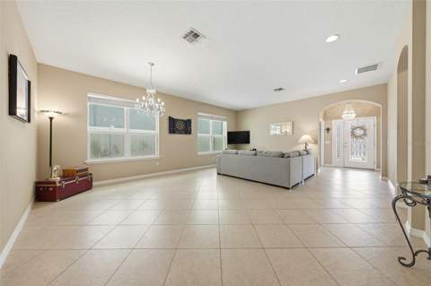 979 Counts Crest Circle, Apopka FL - photo 9 of 45