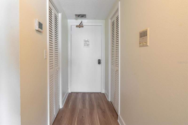 2 bedroom Condominium at 100 Pierce Street #305, Pierce 100 Condo, Clearwater — photo 4