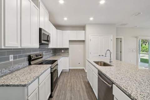 28 Wood Acre Lane, Palm Coast FL - photo 13 of 36