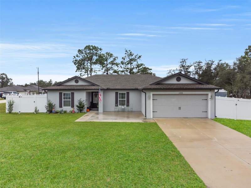 3 bedroom Single Family Residence at 13094 Papercraft Avenue, Royal Highlands, Weeki Wachee — photo 2