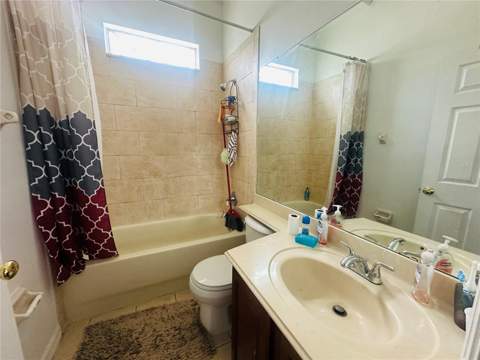 2530 Sand Arbor Circle, Orlando FL - photo 7 of 17