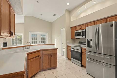 1149 Bishop Avenue, Oviedo FL - photo 12 of 33