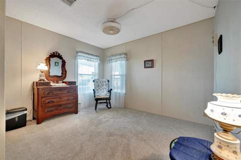 106 N Saint George Circle, Apollo Beach FL - photo 17 of 45