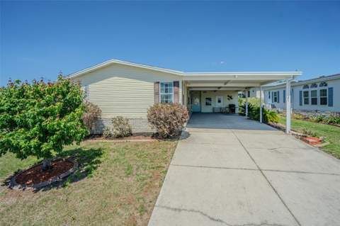 37627 Lorena Avenue, Zephyrhills FL - photo 6 of 50