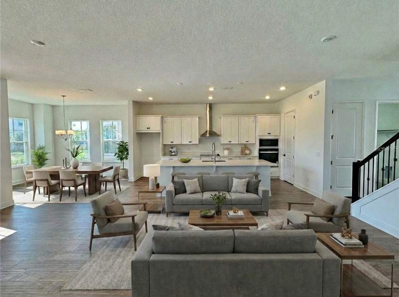 5 bedroom Single Family Residence at 13352 Leggett Alley, Laureate Park Ph 2 Prcl N-3, Orlando — photo 4