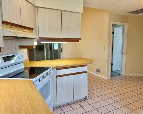 8123 Bessemer Avenue, North Port FL - photo 9 of 27
