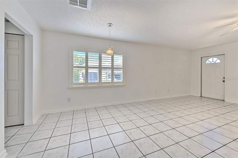 1 bedroom Condominium at 401 Dorchester Place #49, Dorchester C Condo, Sun City Center — photo 5