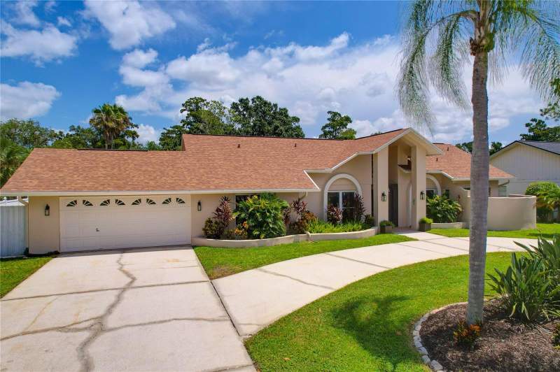 4 bedroom Single Family Residence at 80 Foxfire Lane, East Lake Woodlands, Oldsmar — photo 3