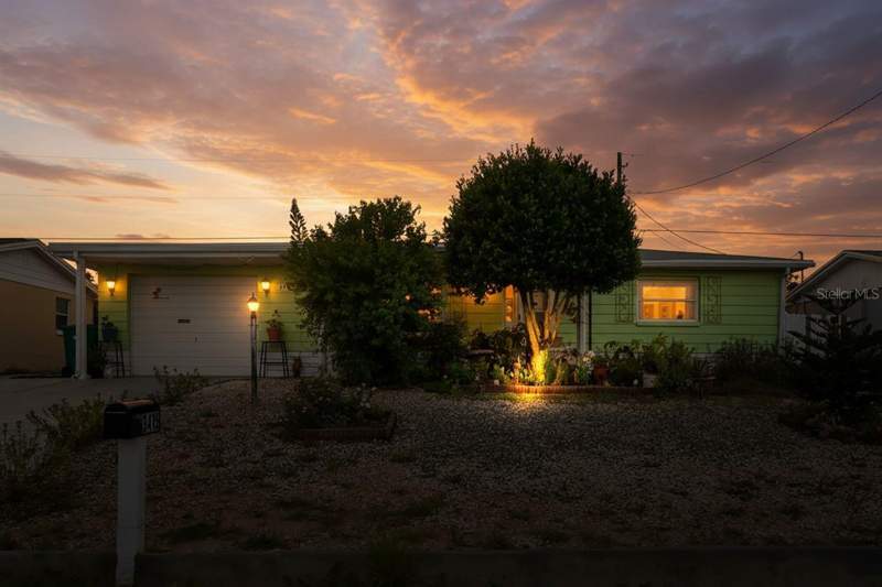 2 bedroom Single Family Residence at 3415 Clydesdale Dr #unit 5, Beacon Square, Holiday — photo 2