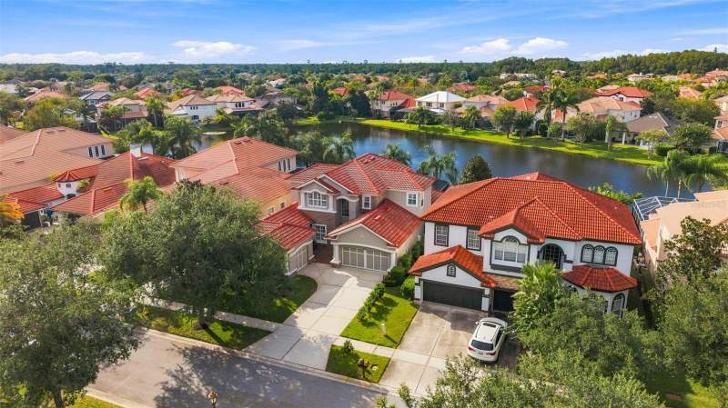 4 bedroom Single Family Residence at 11625 Bristol Chase Drive, Waterchase Ph 1, Tampa — photo 2