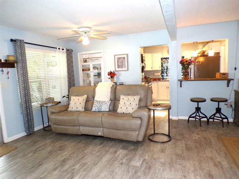 3 bedroom Single Family Residence at 861 Conreid Drive, Port Charlotte Sec 025, Port Charlotte — photo 5