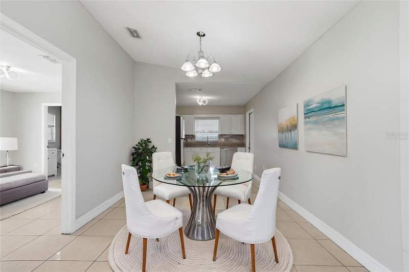 3 bedroom Single Family Residence at 2762 Myakka Drive, South Pointe, Orlando — photo 3