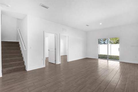 452 Lake Shore Parkway, Davenport FL - photo 6 of 6