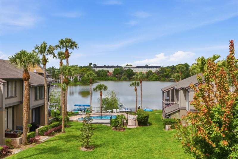 Lake Villas Condo