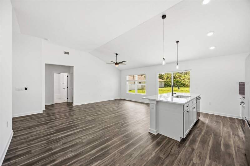 3 bedroom Single Family Residence at 3361 Inverness Street, 1540 - Port Charlotte Sub 12, North Port — photo 4