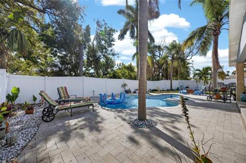 931 Gulf Boulevard, Belleair Beach FL - photo 12 of 98