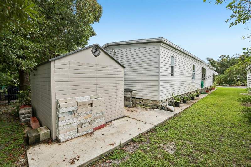 2 bedroom Manufactured Home at 8807 Sheldon West Drive, Sheldon West Mh Community, Tampa — photo 4
