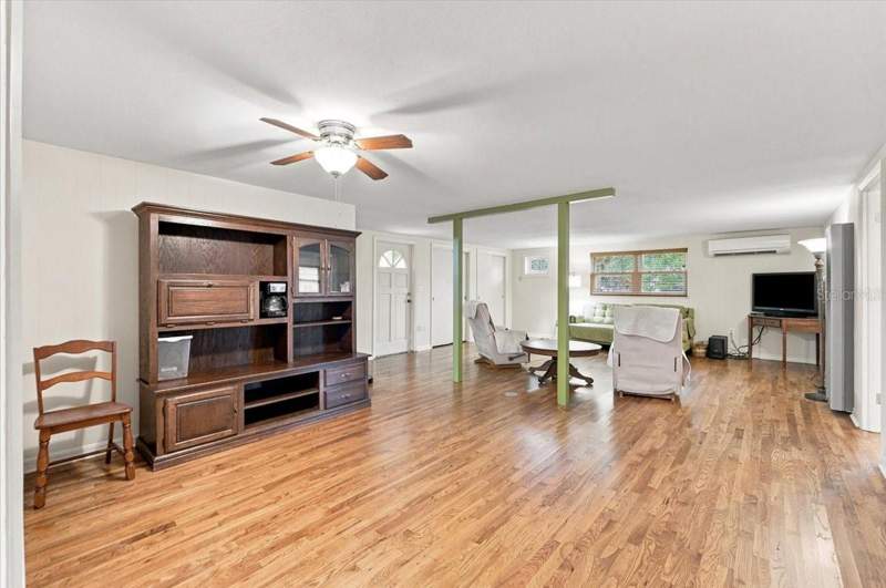 3 bedroom Single Family Residence at 407 Pablo Street, Palmorey Heights Resub, Lakeland — photo 2