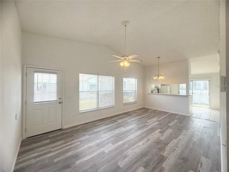 3 bedroom Townhouse at 1947 Bentley Boulevard, Chelsea Square 4A, Kissimmee — photo 3