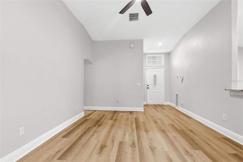 3 bedroom Single Family Residence at 2608 E Palifox Street, Englewood, Tampa — photo 3