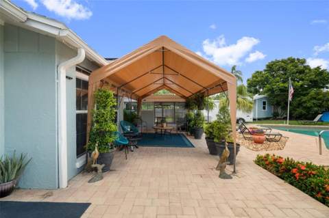 7103 Creekside Court, Tampa FL - photo 12 of 75
