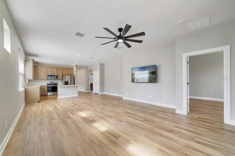 2735 Summer Retreat Lane, Kissimmee FL - photo 9 of 36