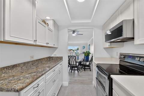 601 N McDonald Street #103, Mount Dora FL - photo 20 of 36
