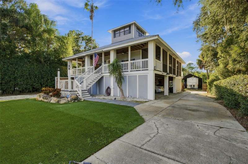 2 bedroom Single Family Residence at 14317 Guava Street, Mak Osburns Sub, Hudson — photo 4