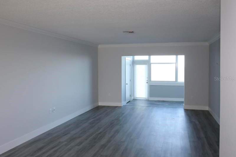 2 bedroom Condominium at 5 Gateshead Drive #107, Royal Stewart Arms - Clydebank Bldg, Apt 107, Dunedin — photo 5
