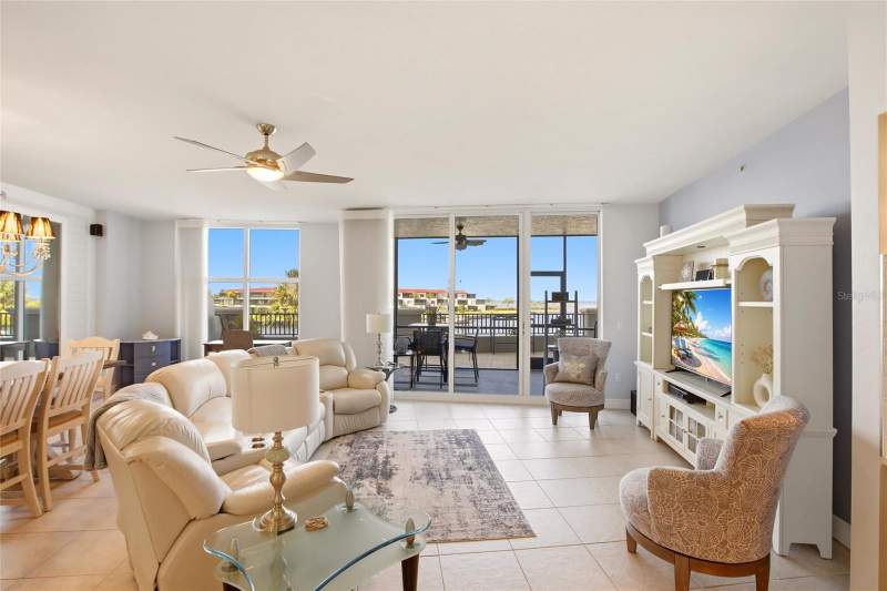 3 bedroom Condominium at 3313 Sunset Key Circle #105, Grande Isle Towers I & 02 Ph I, Punta Gorda — photo 5