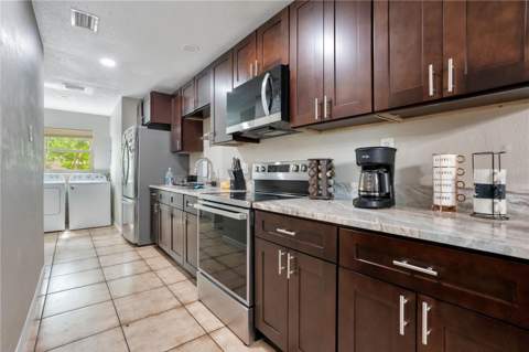 4325 Cassius Street, Orlando FL - photo 12 of 27