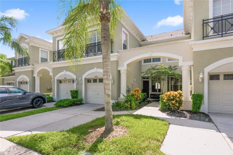Hampton Chase Townhomes