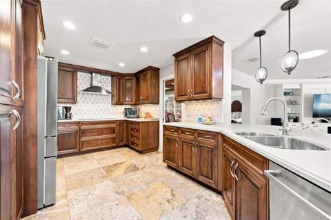 13123 108th Avenue, Largo FL - photo 14 of 43