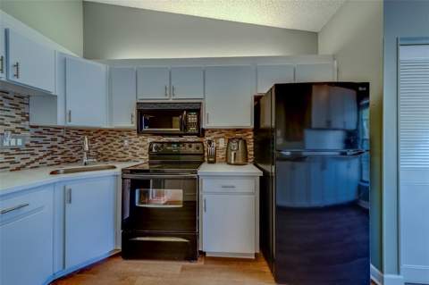 3135 Charter Club Drive #G, Tarpon Springs FL - photo 15 of 68