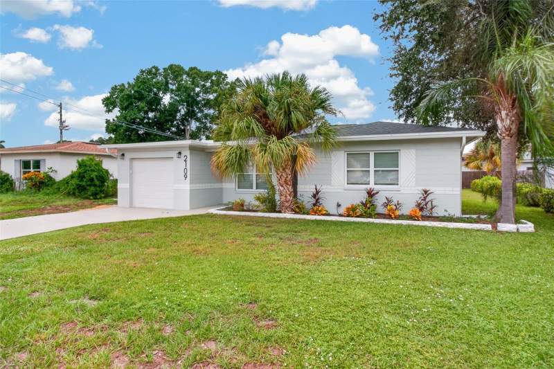 2 bedroom Single Family Residence at 2109 58th Street, Boca Ciega Estates Rep, Gulfport — photo 5