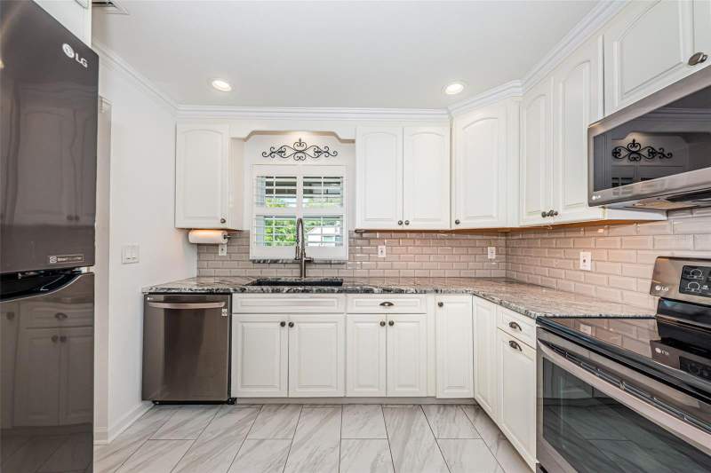 2 bedroom Condominium at 1100 E Bay Drive #68, Willowbrook Condo, Largo — photo 2