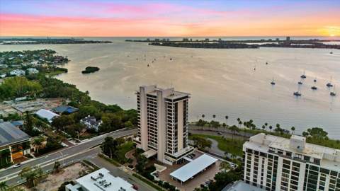 770 S Palm Avenue #Ph-1, Sarasota FL - photo 10 of 41