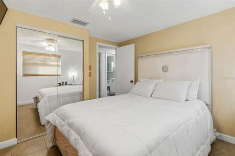 8513 Woodlake Drive, Tampa FL - photo 11 of 25