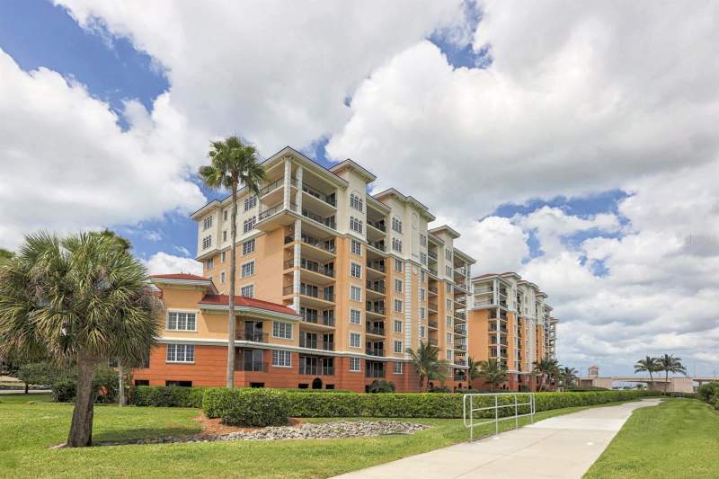 2 bedroom Condominium at 167 Tampa Avenue #813, The Waterfront On Venice Islnd, Venice — photo 2