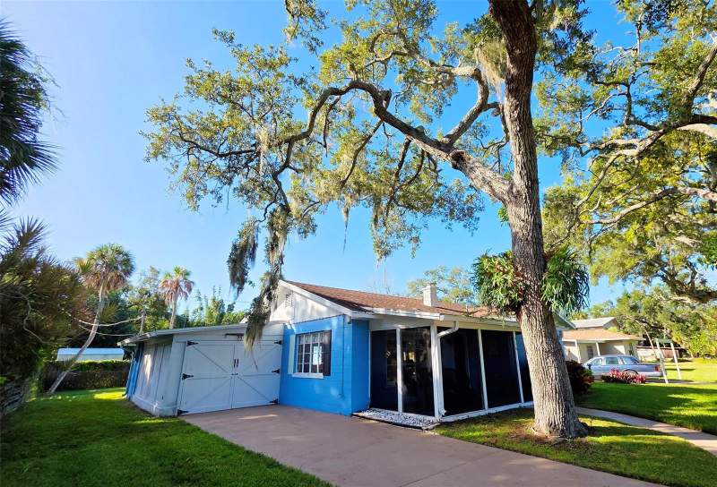 3 bedroom Single Family Residence at 918 Indiana Lane, Bay Haven, Sarasota — photo 2