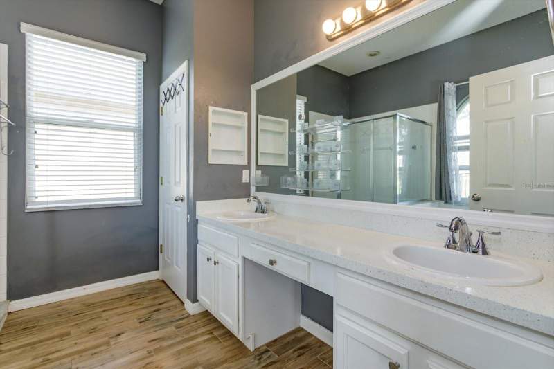 3 bedroom Single Family Residence at 13236 Luxbury Loop, Hunters Creek Tr 310, Orlando — photo 2