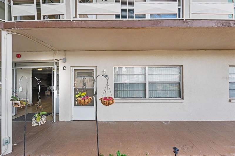 1 bedroom Condominium at 5530 80th Street #C101, Five Towns Of St Pete, St Petersburg — photo 2