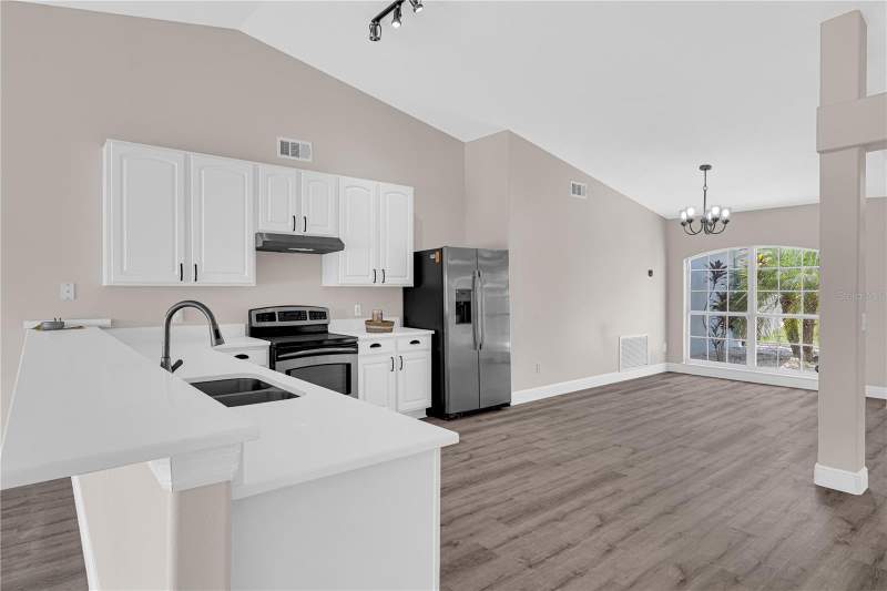 4 bedroom Single Family Residence at 11644 Pineloch Loop, Pineloch Ph II Sub, Clermont — photo 5