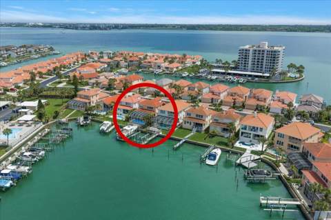 1620 Sand Key Estates Court, Clearwater Beach FL - photo 6 of 6