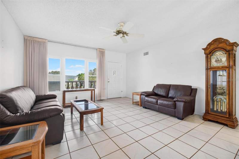 2 bedroom Condominium at 2221 Swedish Drive #53, On Top Of The World, Clearwater — photo 5